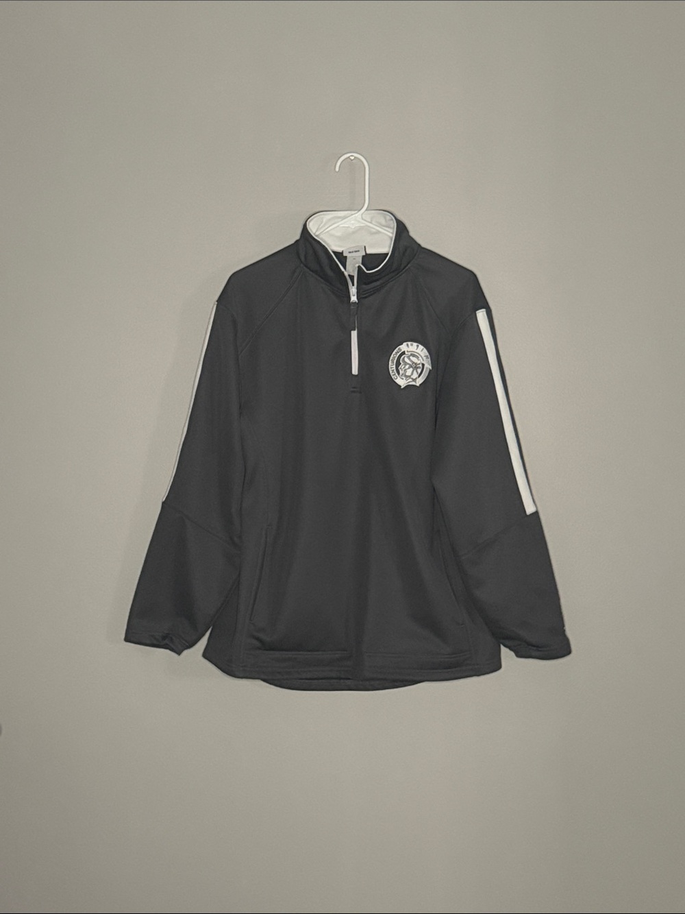 Men’s medium sports quarter zip